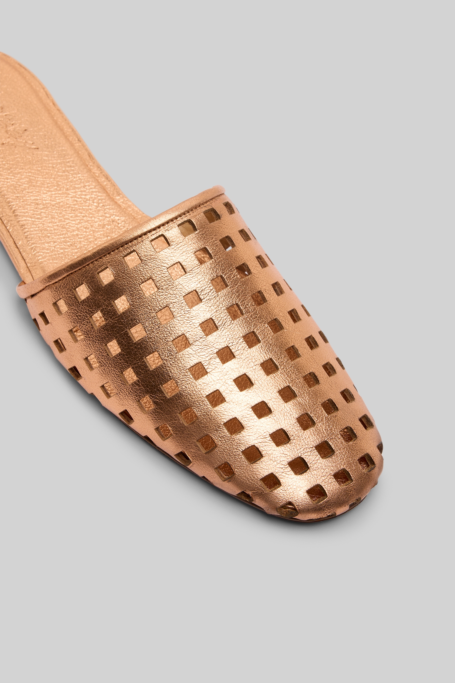 Distesa Forata Copper Foil Mule
