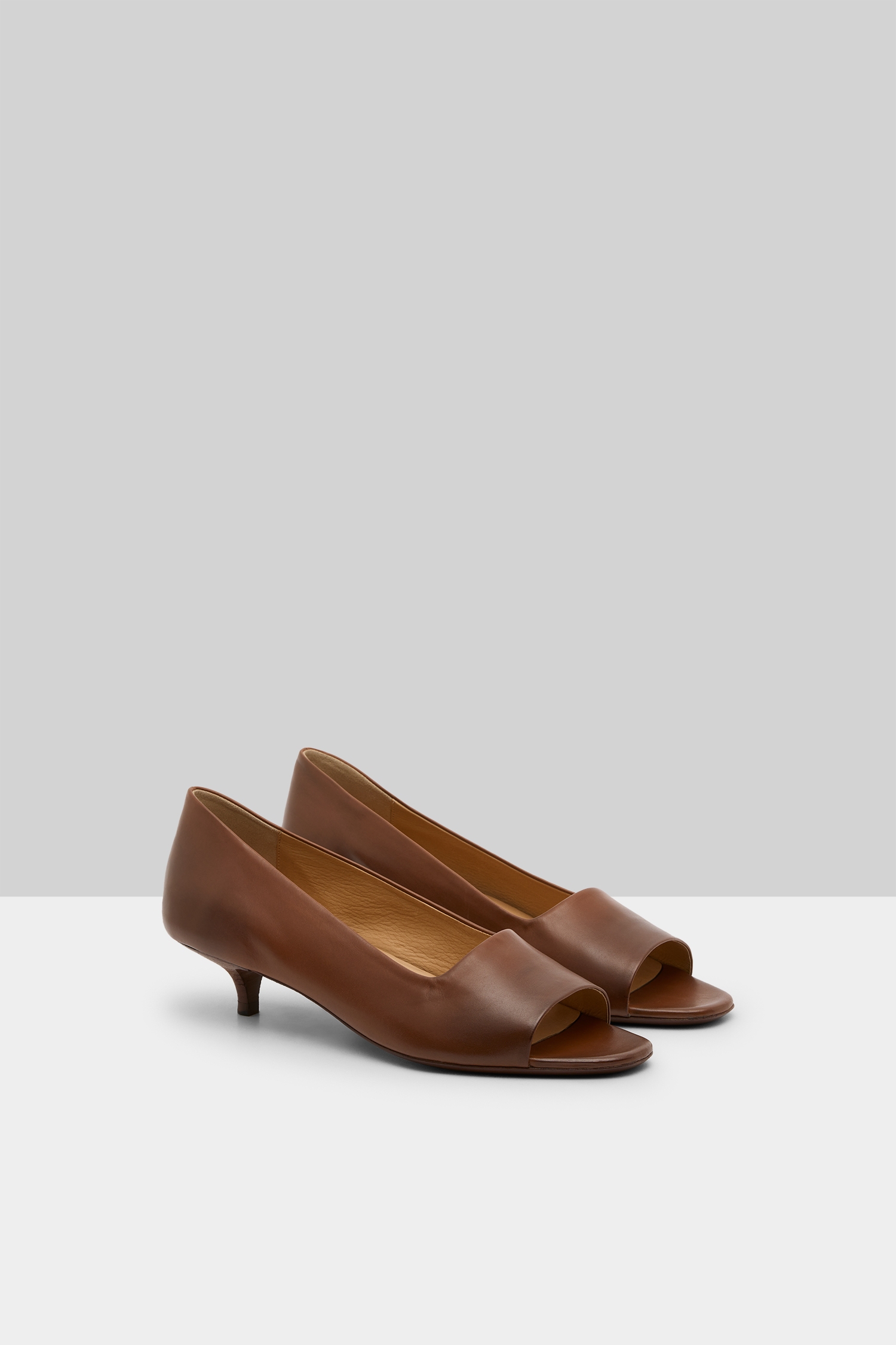 Fiuto Basalt Pumps