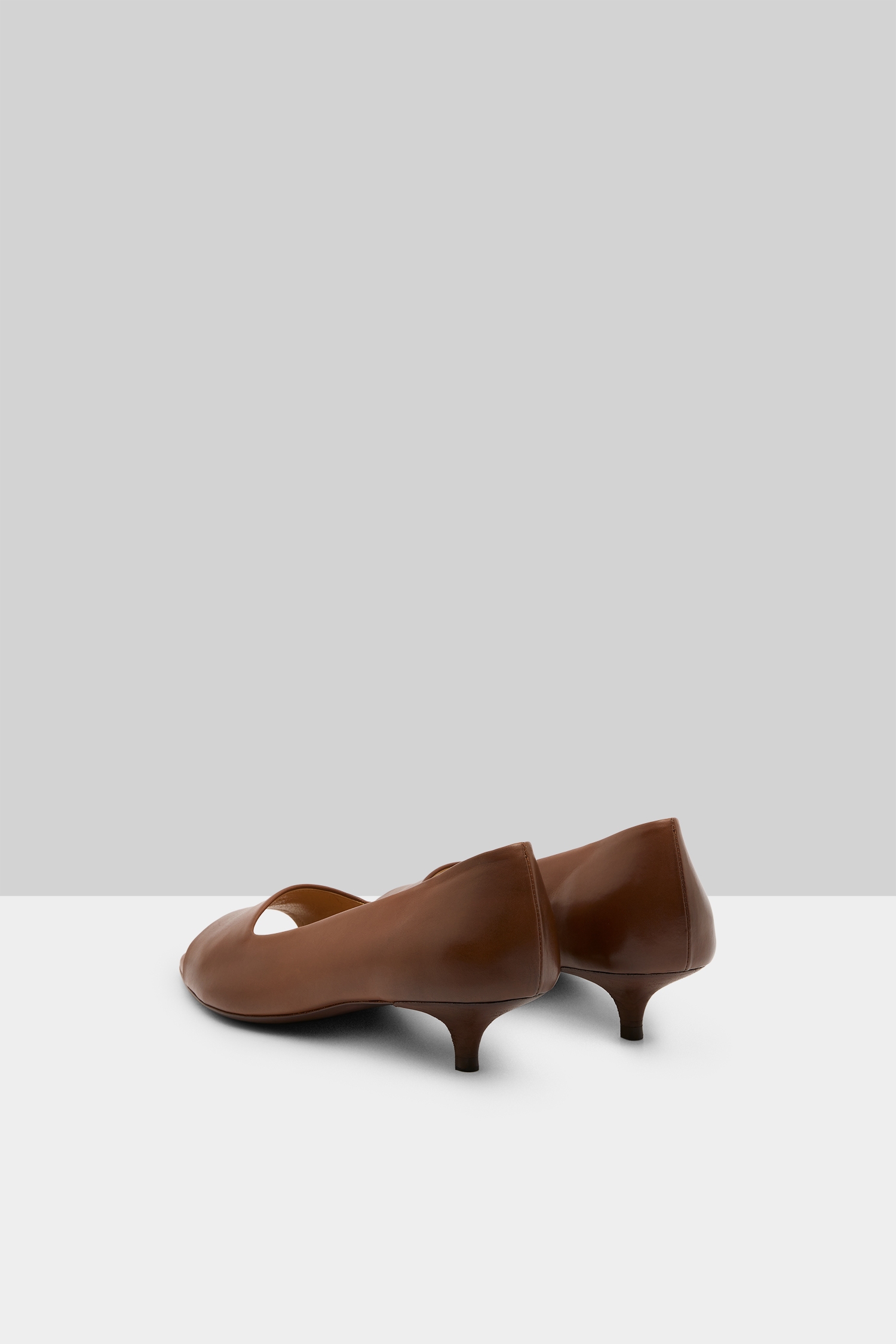 Fiuto Basalt Pumps
