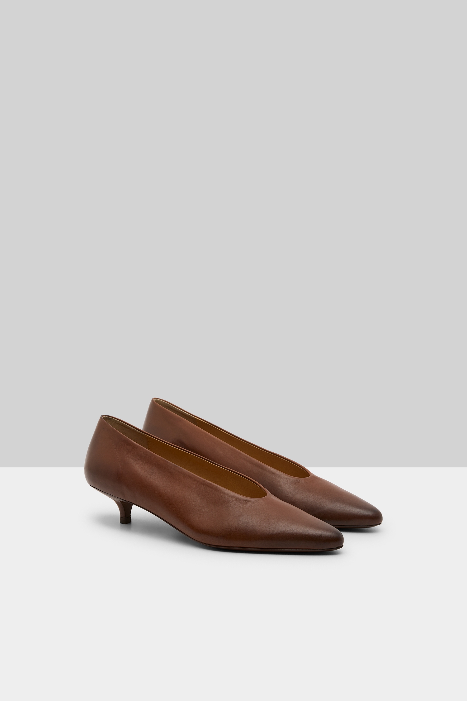 Longiforma Basalt Pumps