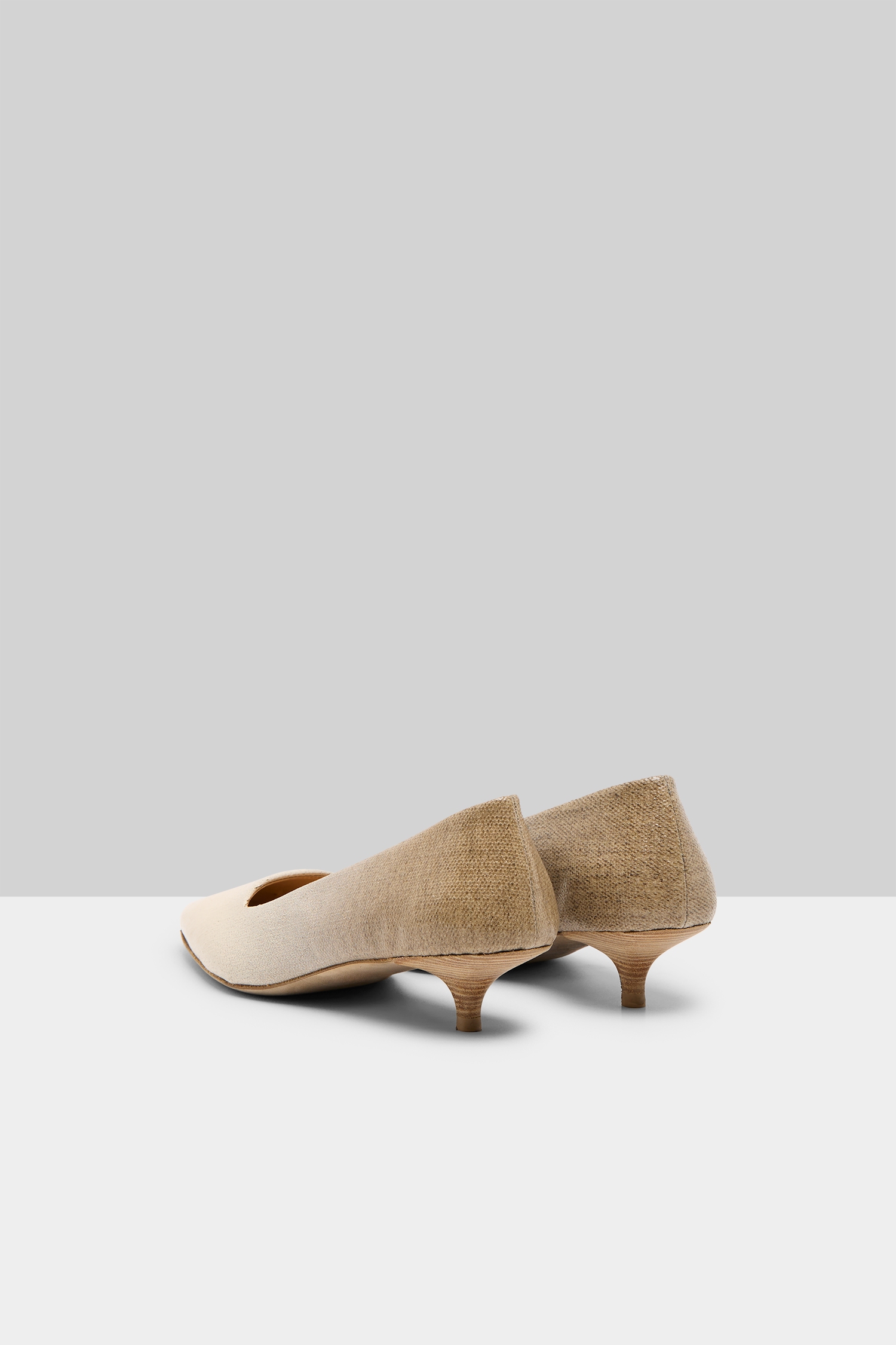 Longiforma Ivory-Natural Pumps