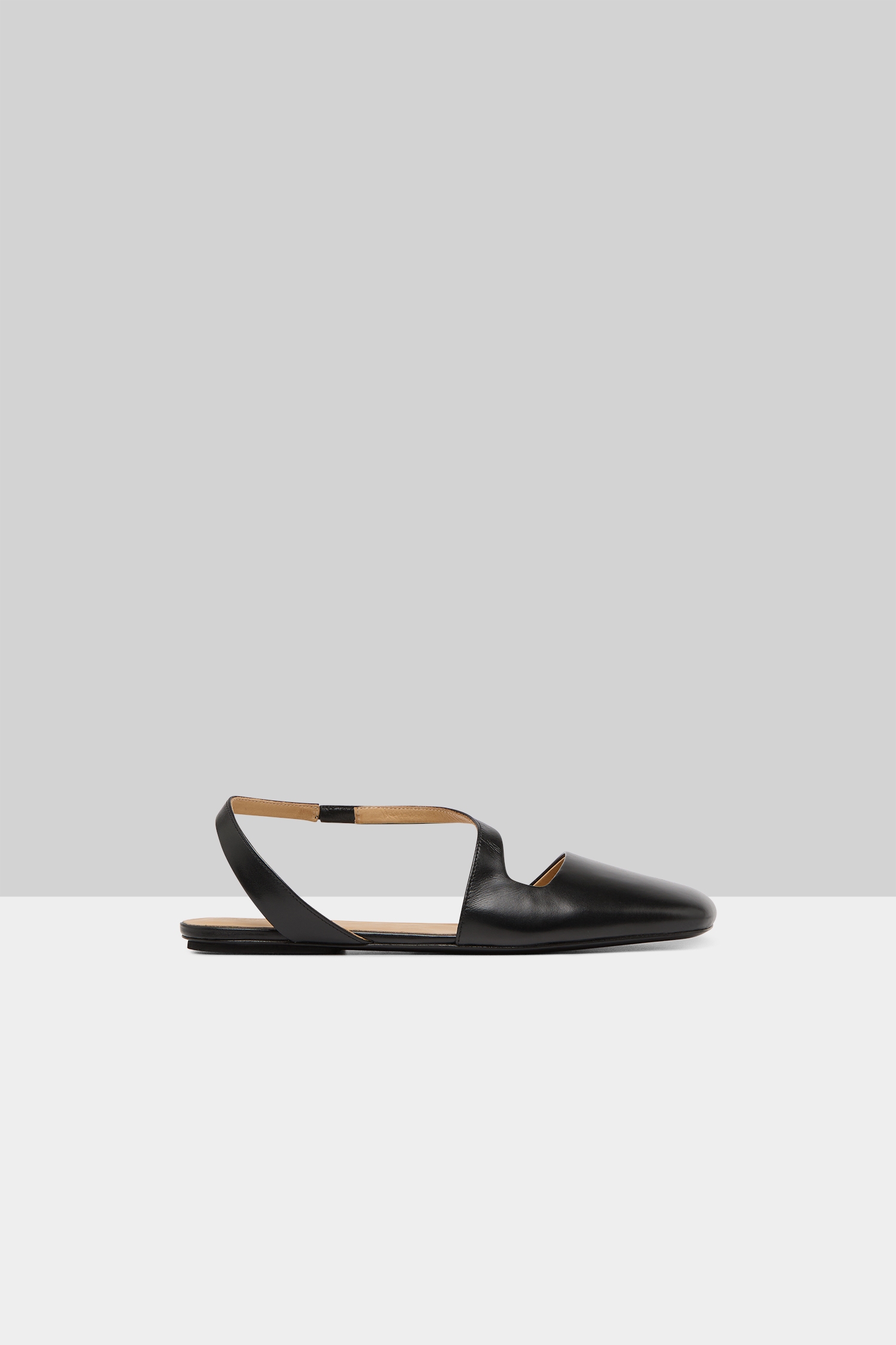 Quadrangolo Black Ballerina Shoes