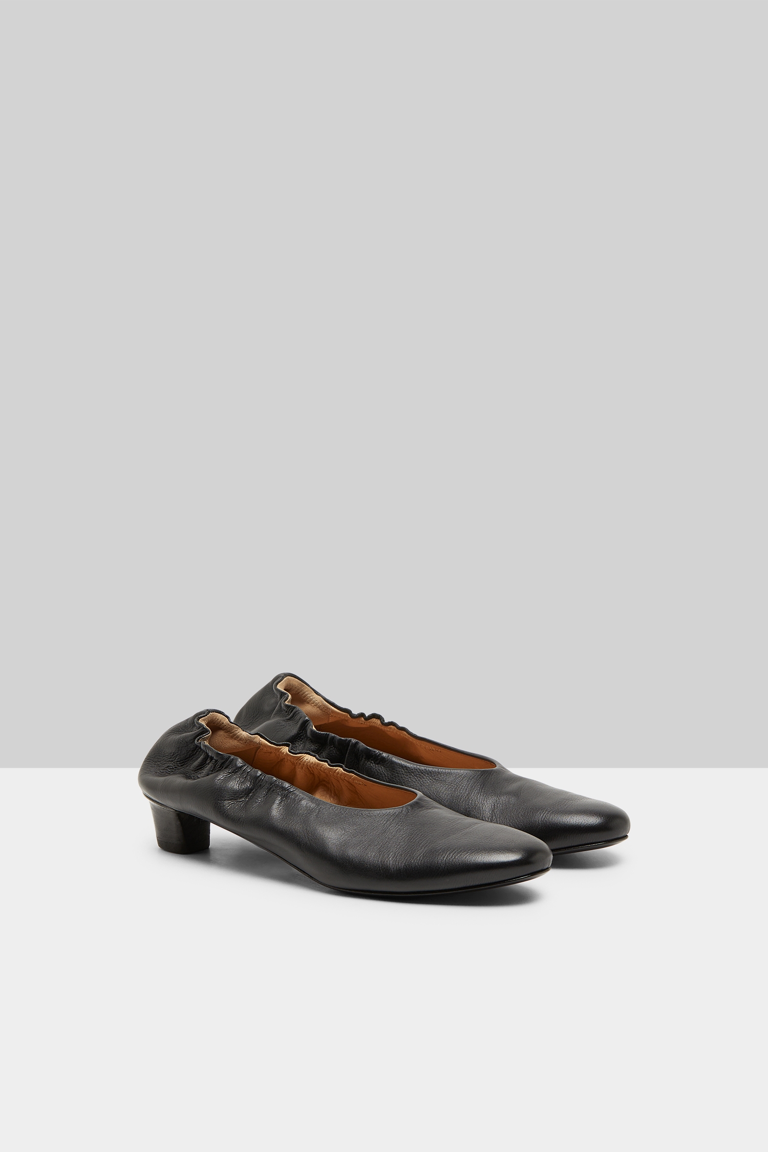 Scia Black Pumps