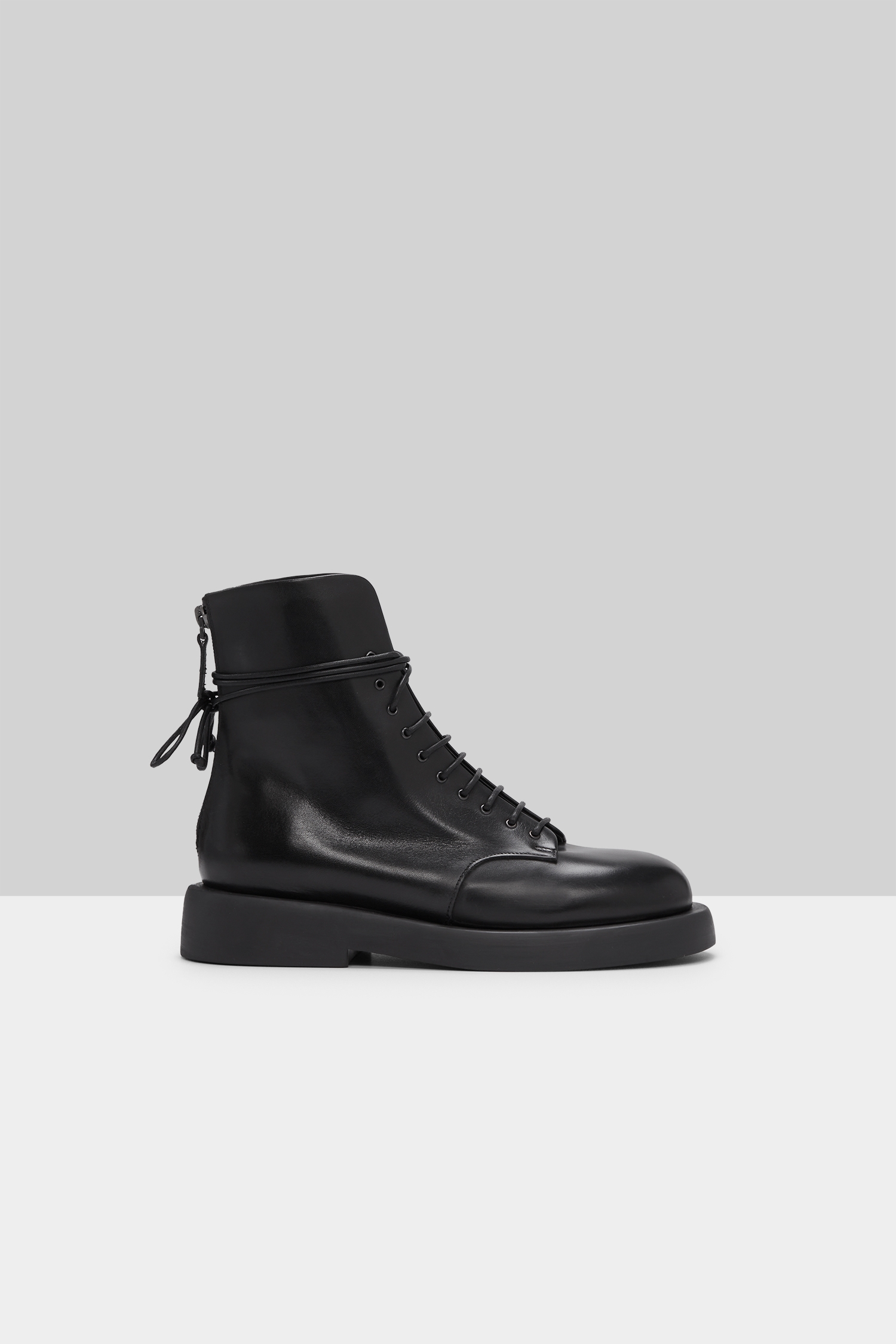 Gommello Black Ankle Boots