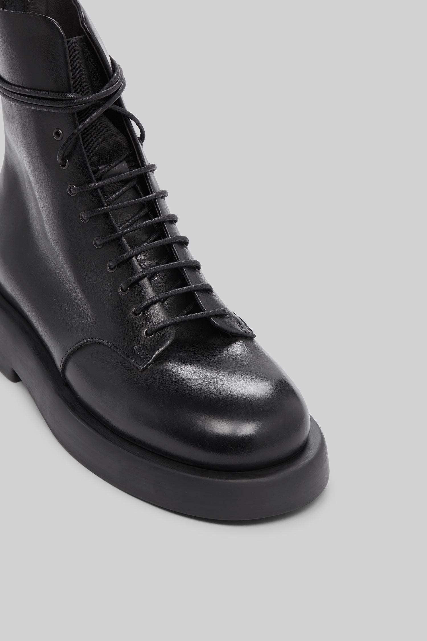 Gommello Black Ankle Boots