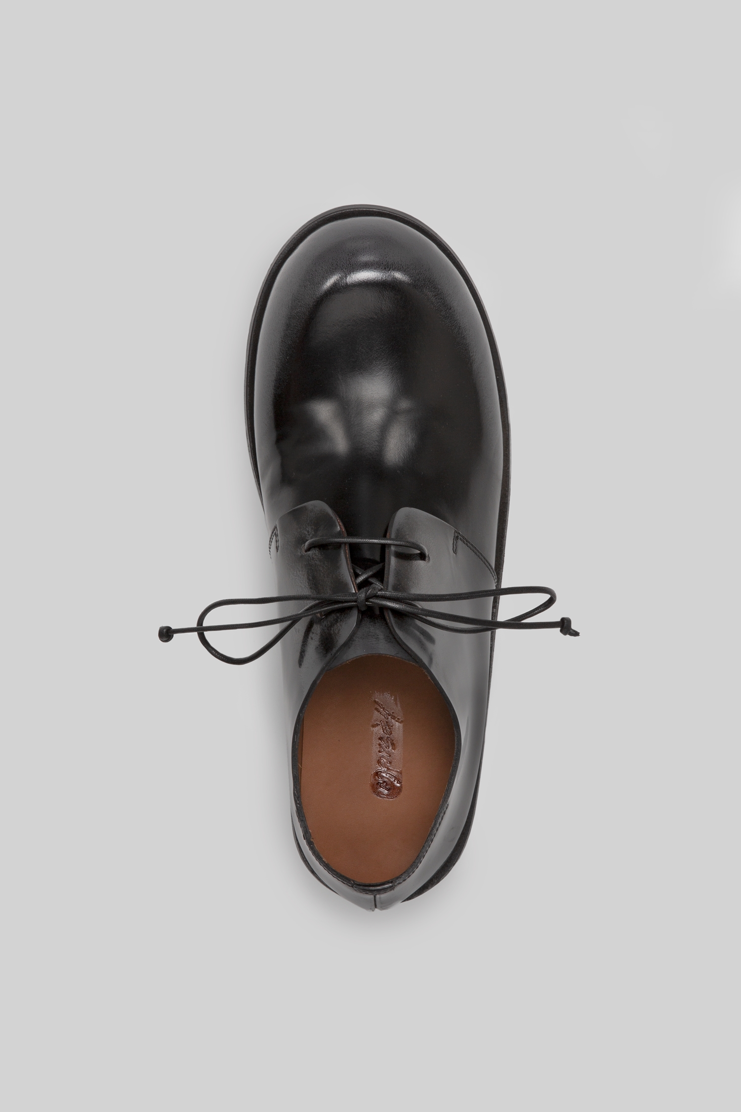 Muso Derby Black Lead